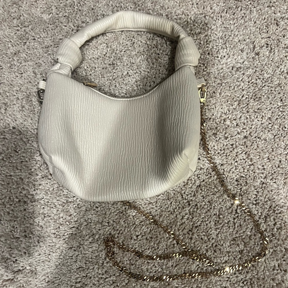 Top handle ivory bag with gold strap